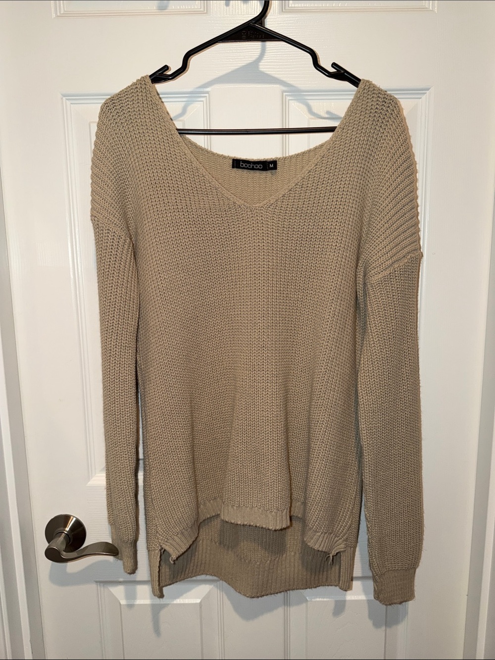 Boohoo Women's Beige V-Neck Chunky Knit Sweater